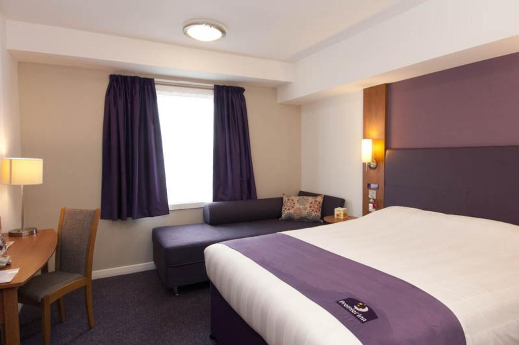 Premier Inn Newcastle Quayside Exterior foto