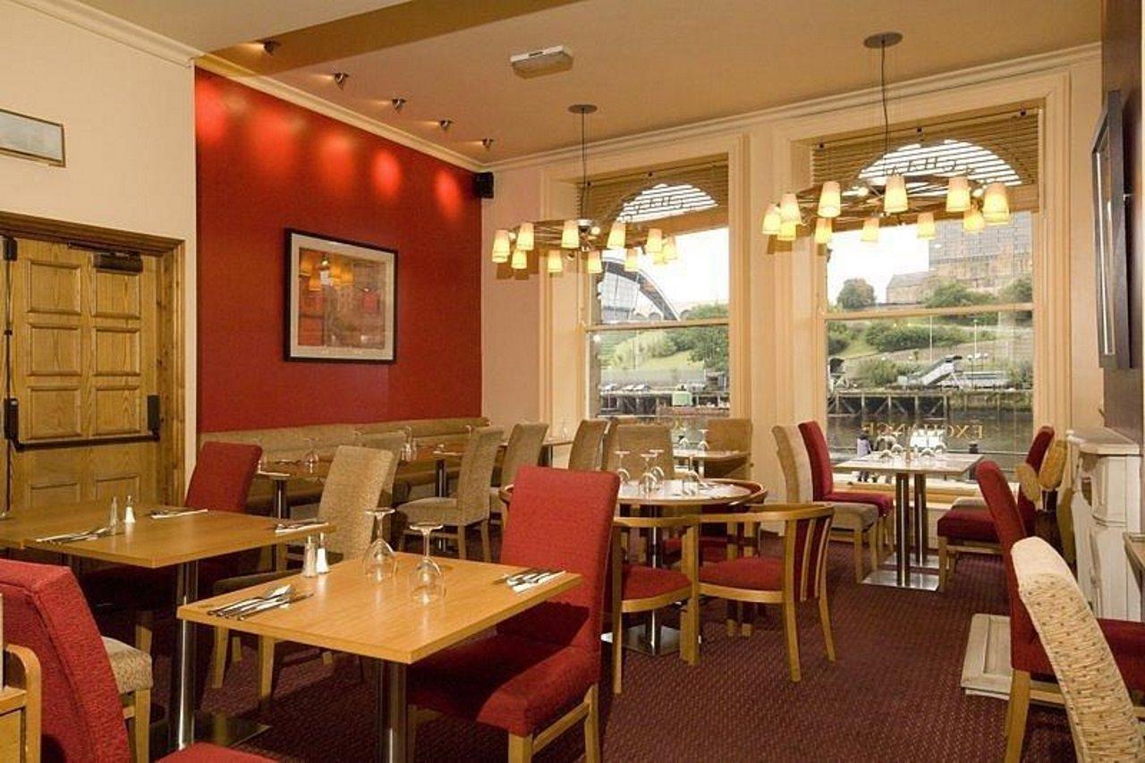 Premier Inn Newcastle Quayside Exterior foto